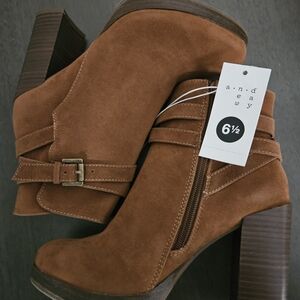 Women's Tan  Ankle Boots